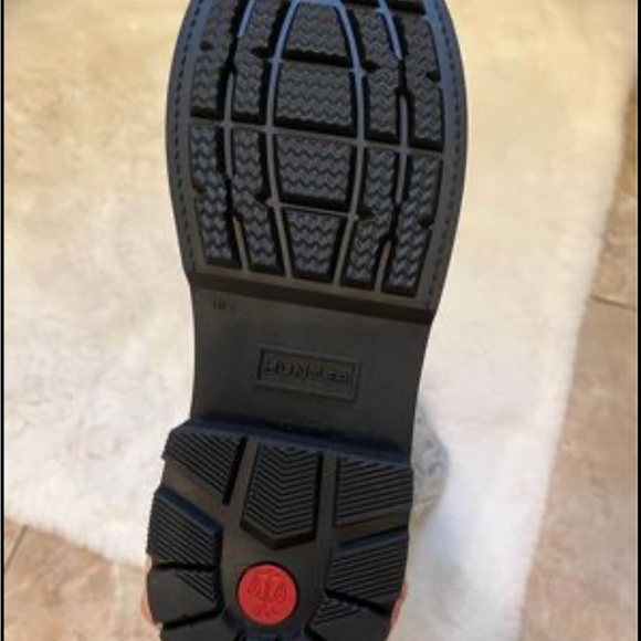 NEW Hunter rain boots Size US 7 - Picture 2 of 9